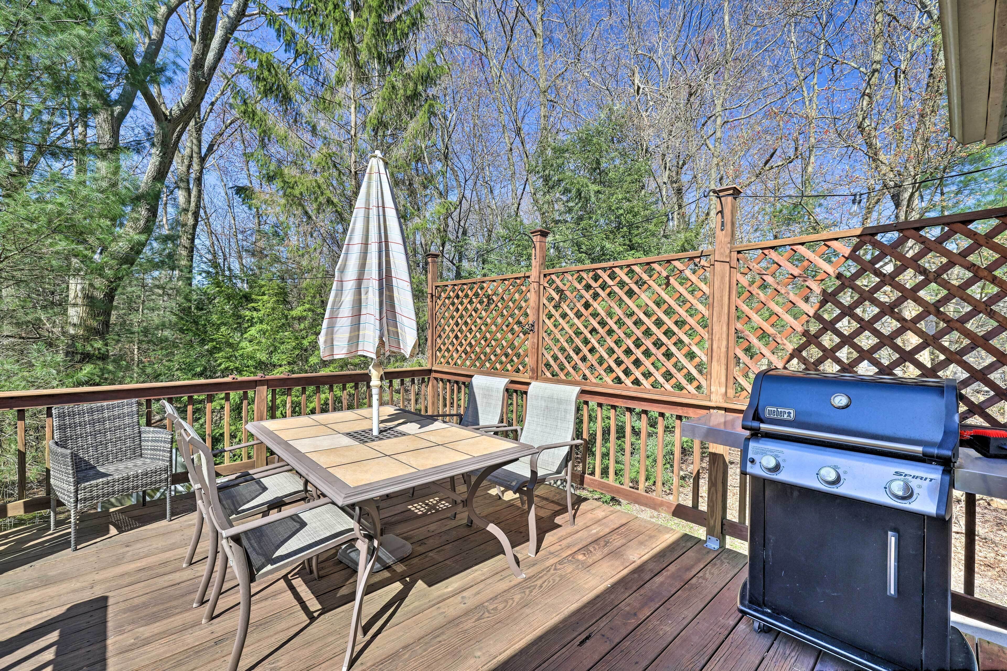 Pocono Mountain Home w/ Large Deck & Beach Access!