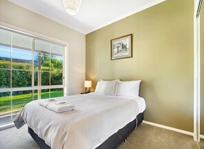 5 bedrooms