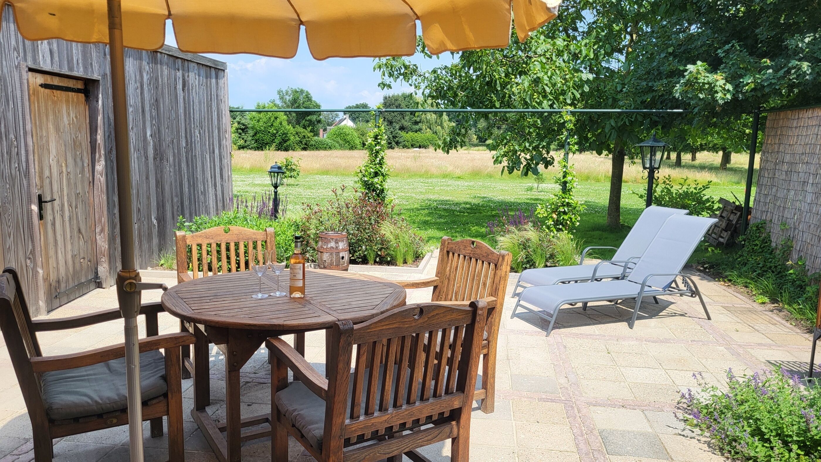 Buiten dineren