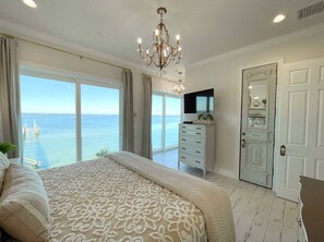 5 habitaciones, tabla de planchar con plancha y wifi gratis 