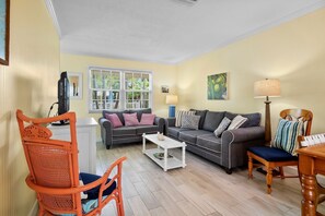 تلفزيون، مكتب