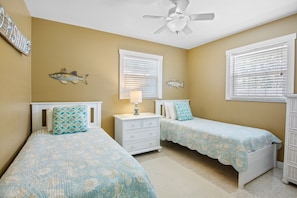 2 chambres, Wi-Fi gratuit, draps fournis