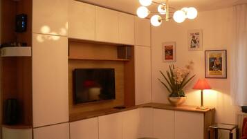 TV, DVD player, books