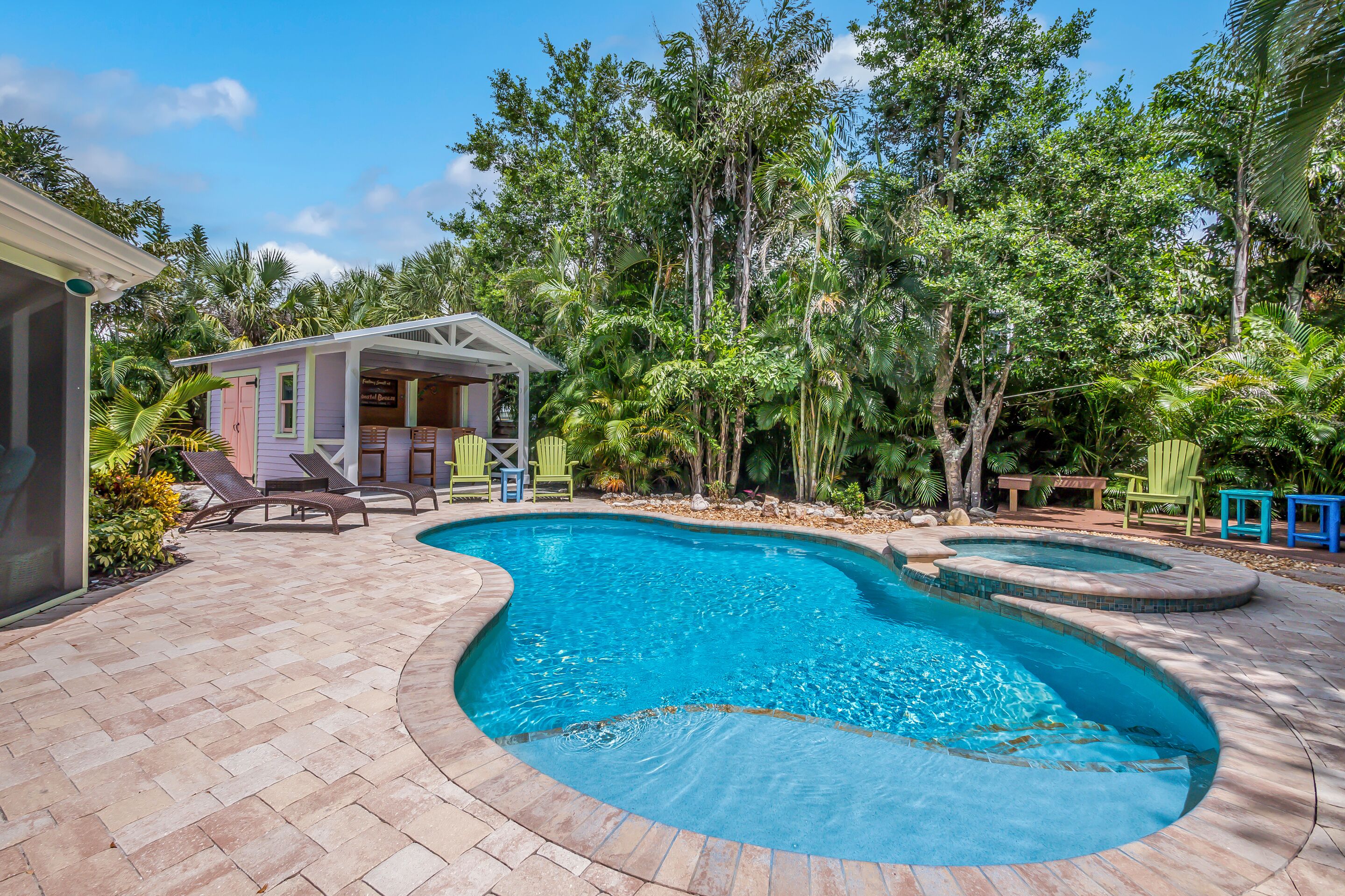 Ground level home with pool, spa and lanai! - Coastal Breeze