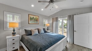 4 bedrooms, iron/ironing board, free WiFi, bed sheets - Canal Front Family Home with Private Dock and Heated Pool! (Holmes Beach)