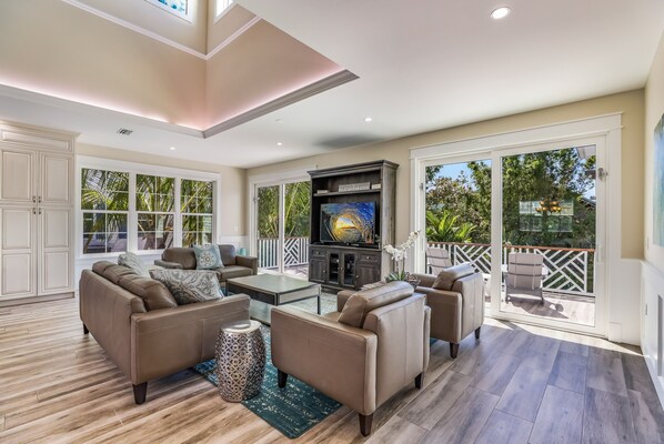 Smart TV, foosball, table tennis, offices