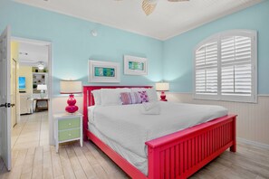 3 camere, una scrivania, ferro/asse da stiro, Wi-Fi gratuito