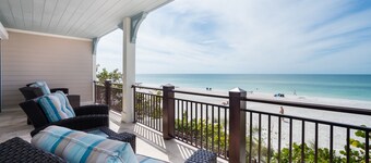 Spacious Gulf Front Home with Private Pool and Spa