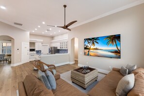 Smart TV, table tennis - Canal Front Home with Pool, Spa and Rooftop Deck! (Anna Maria)