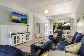 TV, ping pong, offices