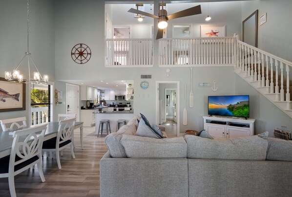 Televisión, mesa de ping pong, oficina