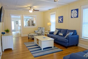 スマートテレビ、テーブルサッカー台