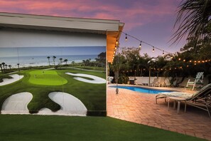 Golf - Close to Beach! Home with Putting Green and Pool! (Holmes Beach)