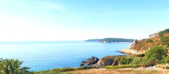 Villa Leostic - Crozon - Panoramic sea view and direct access to the beach