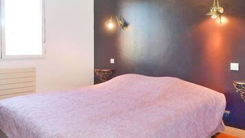 4 chambres, draps fournis