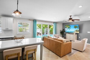 Interior - Anna Maria Island Home with Private Pool! - Peach Bellini (Holmes Beach)