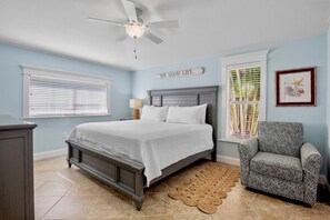 4 bedrooms, iron/ironing board, free WiFi, bed sheets