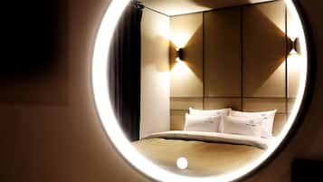 Twin Room | Blackout drapes, soundproofing, iron/ironing board, free WiFi