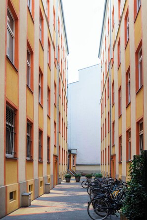 Property grounds - Rosenthaler Calling - Rooftop Apartment (Berlin)