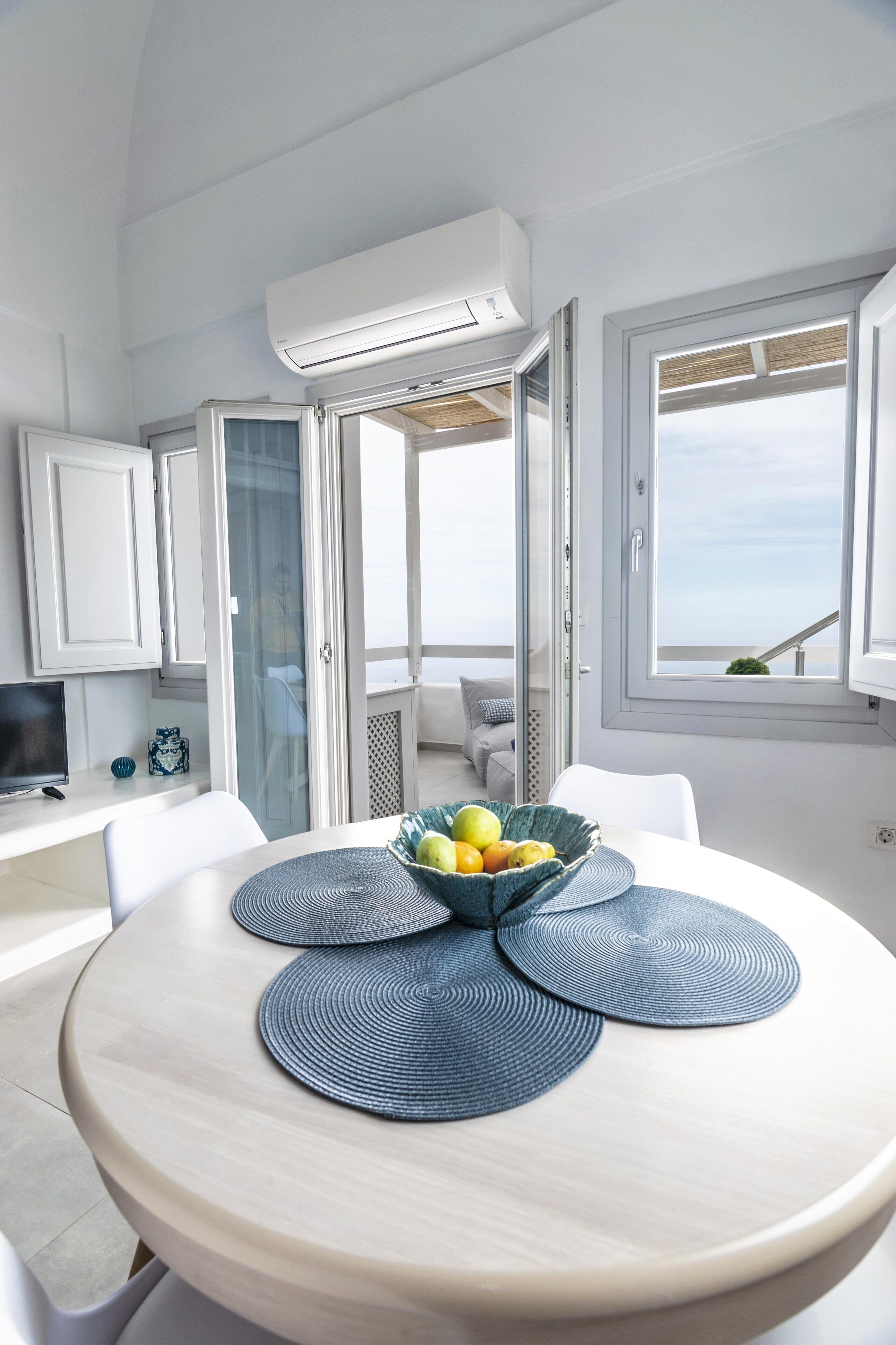 Two Bedroom Villa with Outdoor Hot Tub | Living area | 40-inch Smart TV with satellite channels, TV, Netflix