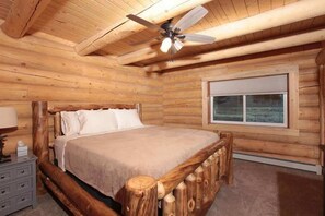 5 bedrooms, WiFi, bed sheets