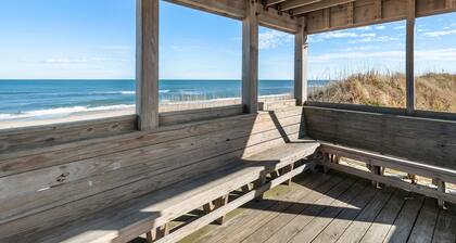 Windjammer: Oceanfront, Shared Pool, Beach Access