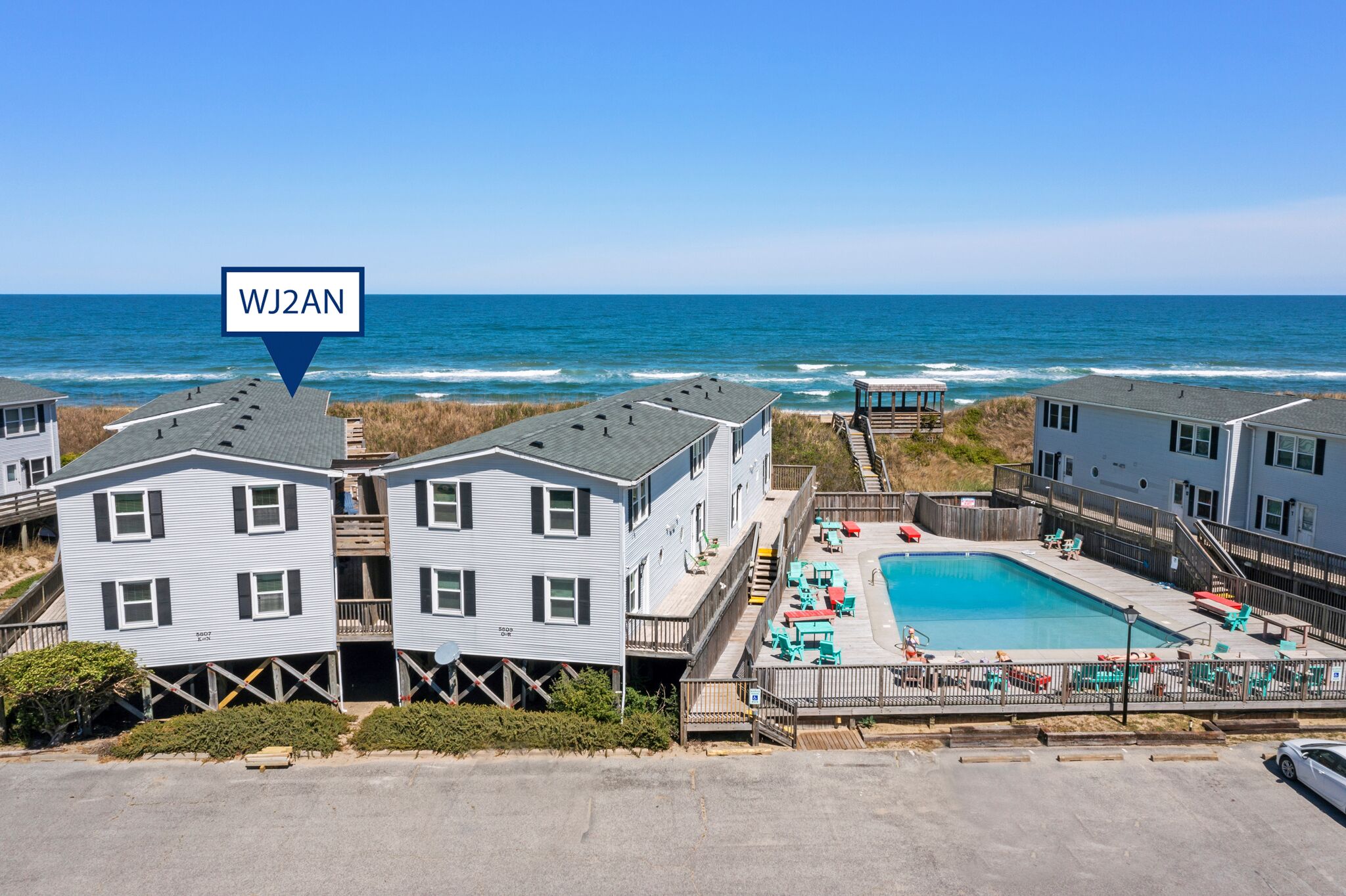 Windjammer: Oceanfront | Direct Beach Access | Community Pool