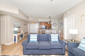 TV - Gulf Front*Tower 1* Stunning Beach Views! (Pensacola Beach)