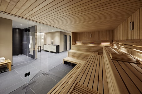 Un sauna. LEGERE HOTEL Erfurt
