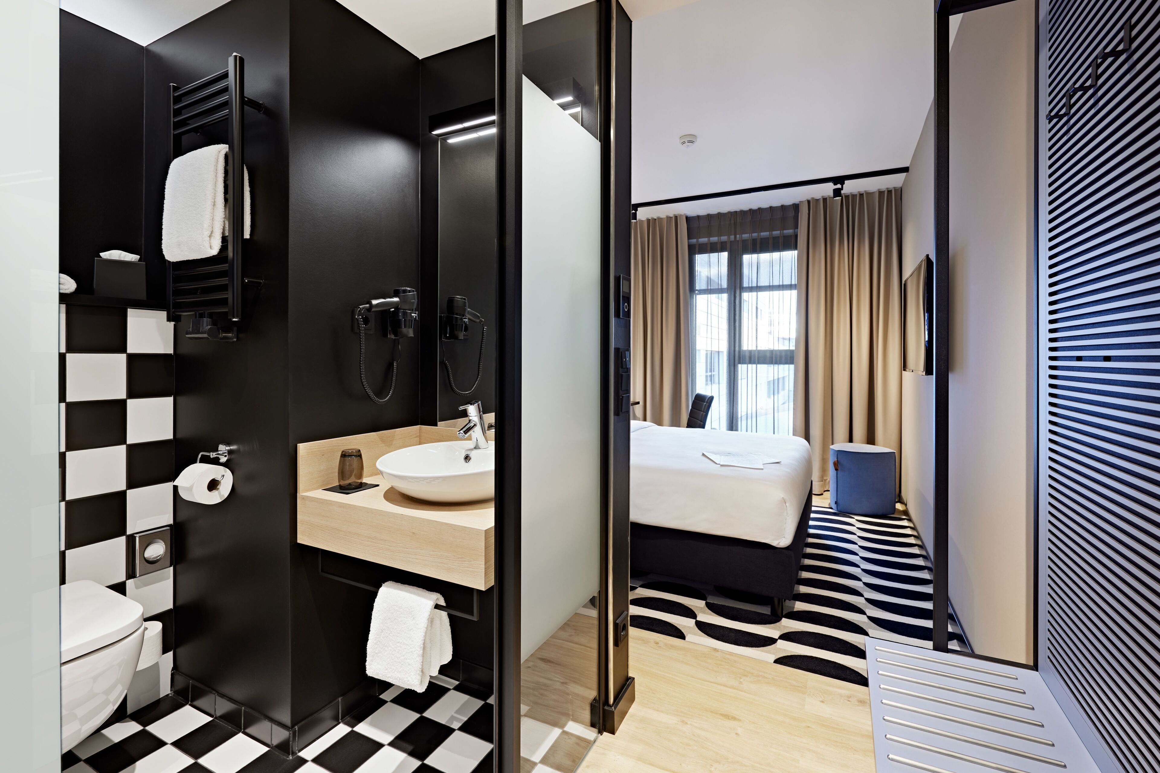 Standard Double Room | Hypo-allergenic bedding, individually decorated, laptop workspace