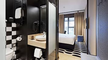 Standard Double Room | Hypo-allergenic bedding, individually decorated, laptop workspace