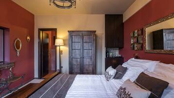 Vila Desain, 4 kamar tidur, perapian, pemandangan gunung | 4 kamar tidur, seprai premium, dan didekorasi berbeda-beda