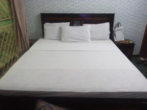 Deluxe-Doppelzimmer | Bügeleisen/Bügelbrett, kostenloses WLAN