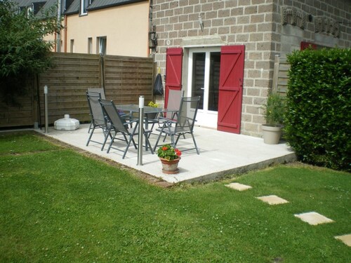 Gite " les Magnolias" in a park a few Kms from La cote ( 2 nights mini )