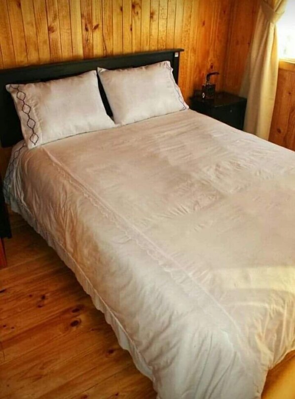 經典小屋 | 2 間臥室、布置獨特、免費無線上網、床單