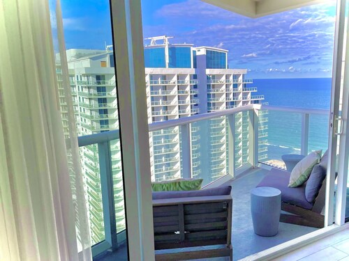 PENTHOUSE  Luxury Suite at the W Hotel