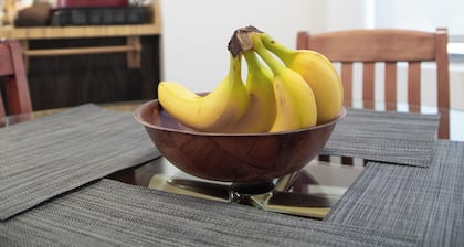 Centrally located!!!! Quaint, 1 bedroom, fully stocked, 10 min from everything!!