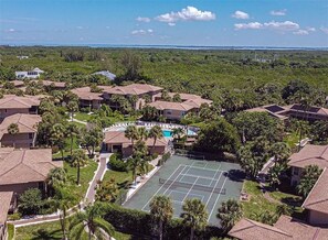 Condo (Blind Pass C201) | Exterior