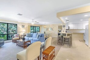 Condo (Blind Pass C201) | Exterior