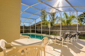 House, Multiple Beds (Ray's Eagle Pointe Vacation Home) | Balcony