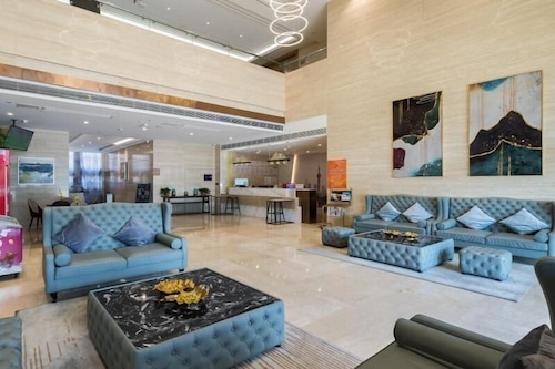 Greentree Eastern Xuzhou High Speed Railway Station Square Yindi Automobile Market Hotel