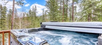 Private Hot tub, Great Scenery and pet friendly!
