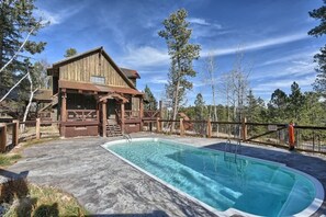 Beheizter Pool