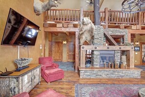 Interior - Alpine Escape (Lead)