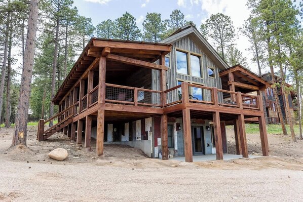 Exterior - Gunstock Lodge (Lead)