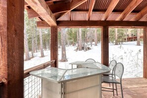 Outdoor dining - Gunstock Lodge (Lead)