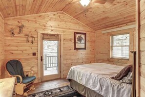 3 bedrooms, WiFi, bed sheets - Eagle`s Lair (Lead)
