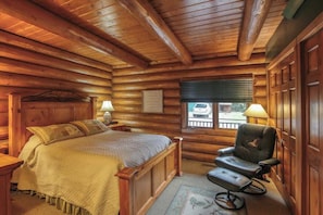 4 bedrooms, WiFi, bed sheets - Bear Butte Gulch Lodge - Private cabin with gorgeo (Deadwood)