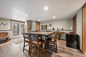 Dining - Big Jim’s Hideaway –  Hot tub, shuffleboard, and mountain charm near Terry Peak! (Lead)