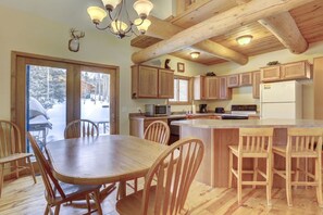 Fridge, microwave, oven, stovetop - Four Seasons Retreat – Cozy Terry Peak Cabin with Hot Tub & Mountain Views (Lead)